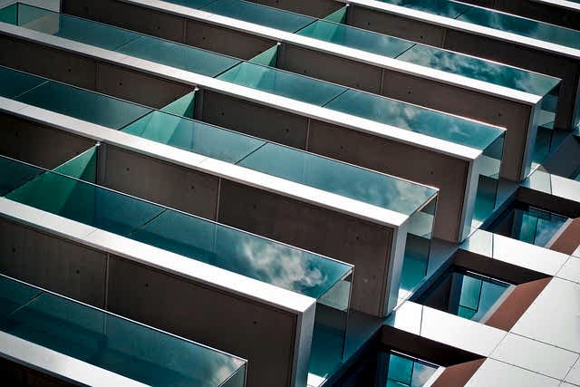 Sürgülü Cam Balkon Temizliği 20 surgulu-cam-balkon-temizligi